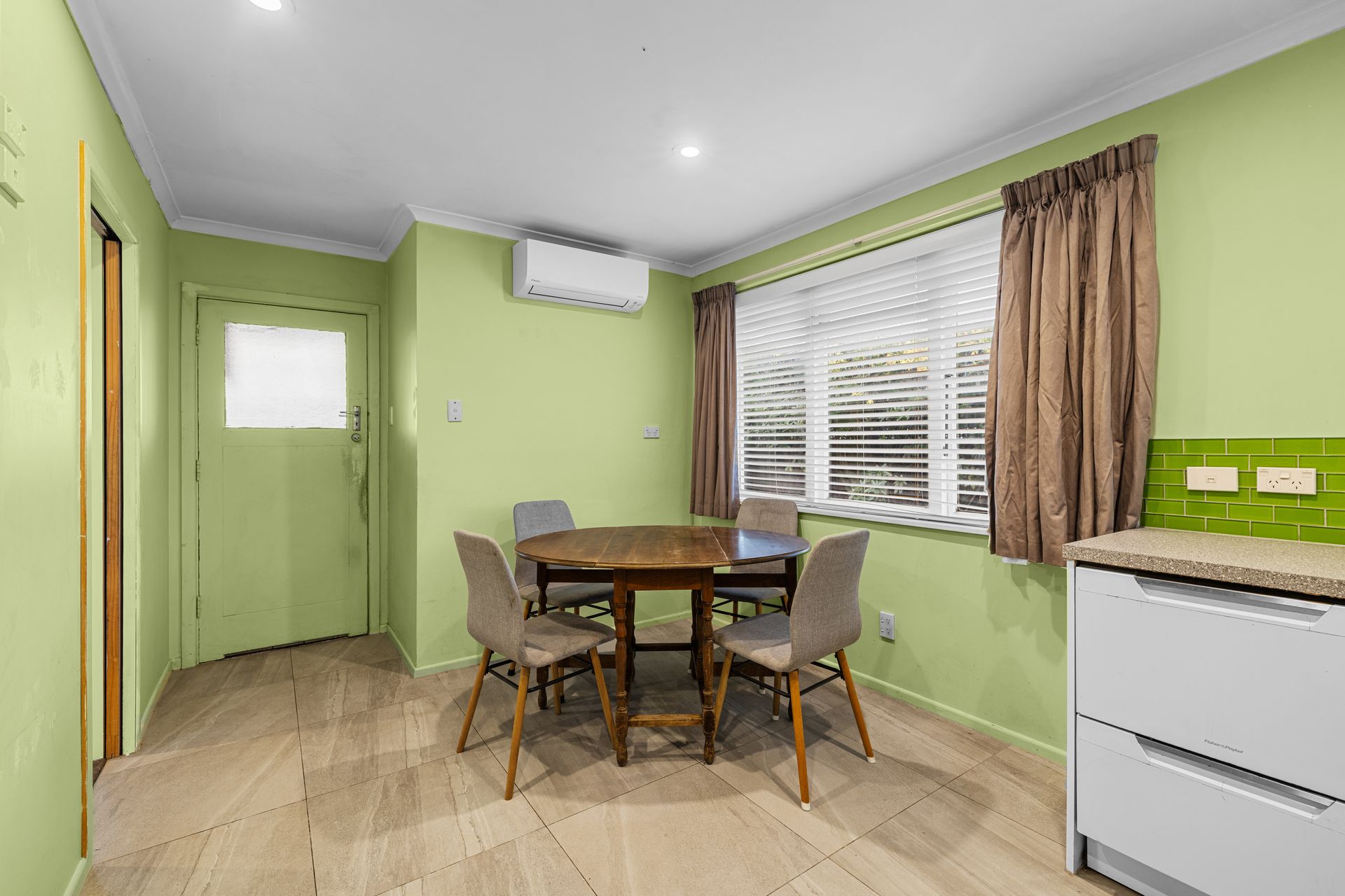 21 Dix Street, Wigram, Christchurch City, New Zealand