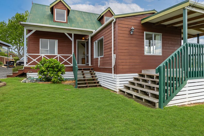 7  &  7A Stirling Street, Te Aroha, Matamata-Piako