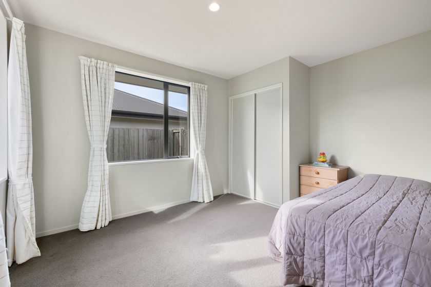 18 Sandalwood Place, Waimairi Beach, Christchurch City