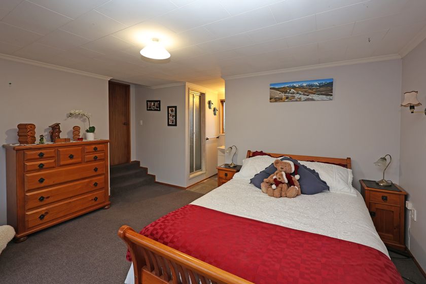 11 Charles Street, Weston, Waitaki
