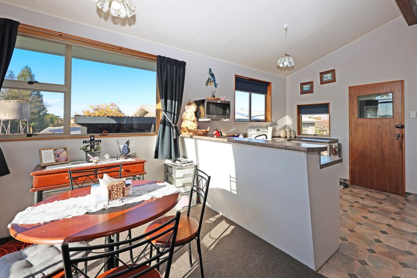 11 Charles Street, Weston, Waitaki