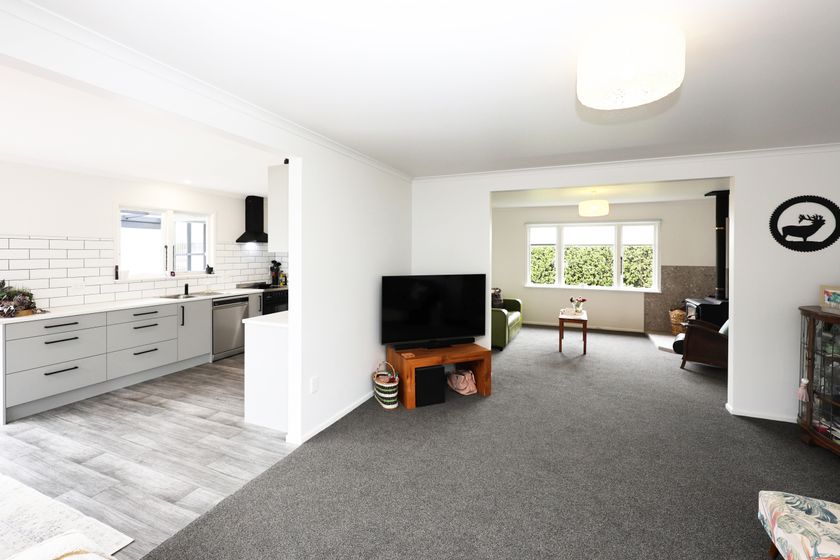 38 Fernbrook Road, Oamaru, Waitaki