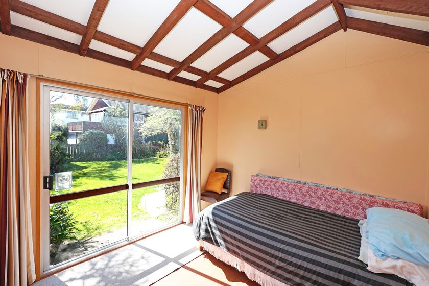 8 Awamoa Road, Oamaru, Waitaki