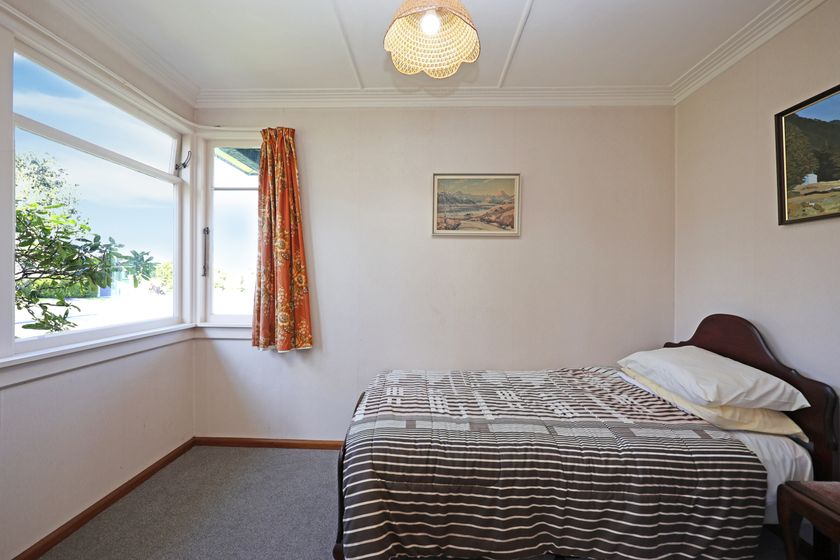 8 Awamoa Road, Oamaru, Waitaki