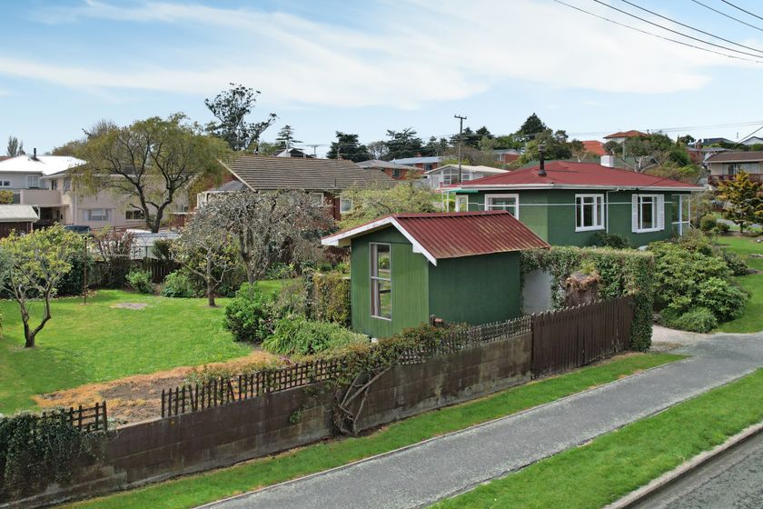 8 Awamoa Road, Oamaru, Waitaki