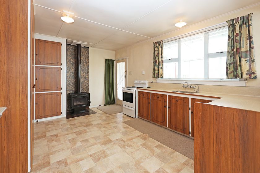 6 Warwick Street, Oamaru, Waitaki